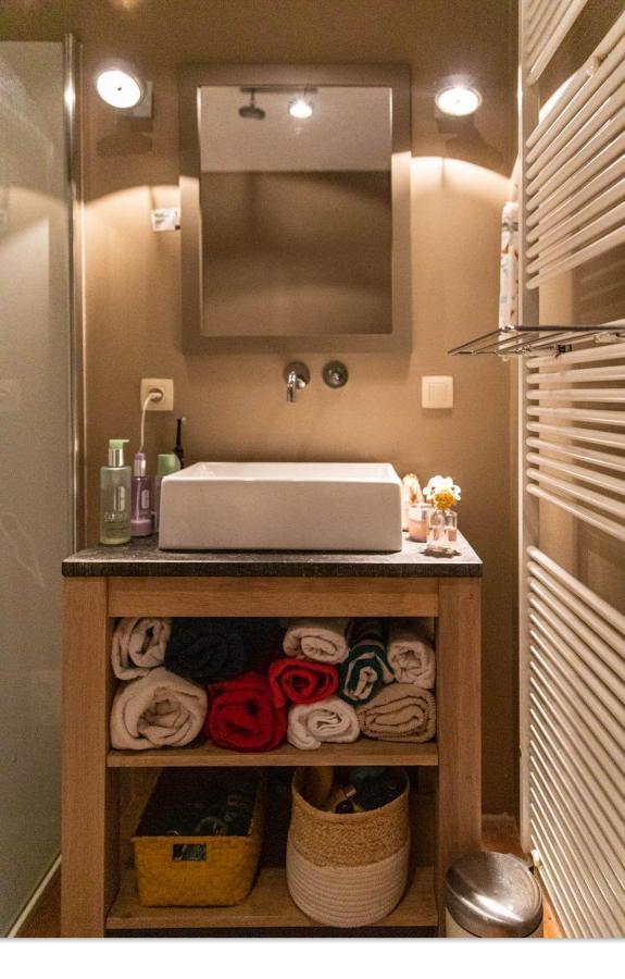 Ruim Appartement Met Prachtig Zicht Op A+ Locatie! Antwerpen Buitenkant foto