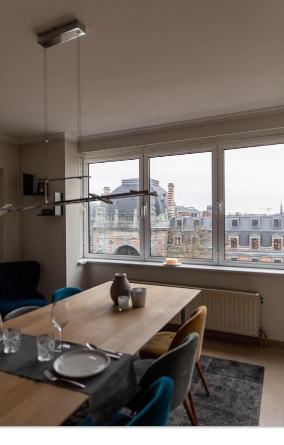 Ruim Appartement Met Prachtig Zicht Op A+ Locatie! Antwerpen Buitenkant foto